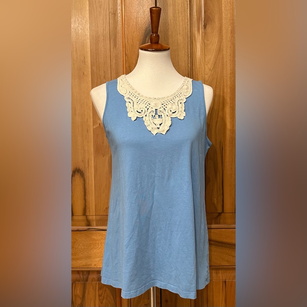 Style & Co Petites Relaxed Fit Blue Tank Top/Cream Crochet Trim - EUC - PL